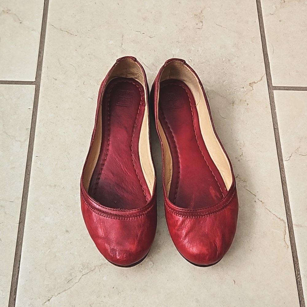 Frye red ballet flats